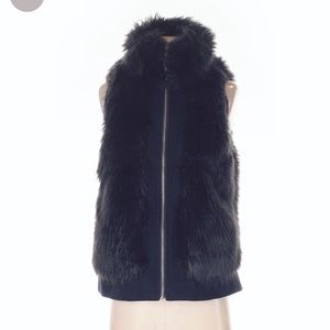 Tommy Hilfiger Faux Fur Vest - Navy Blue Jacket M